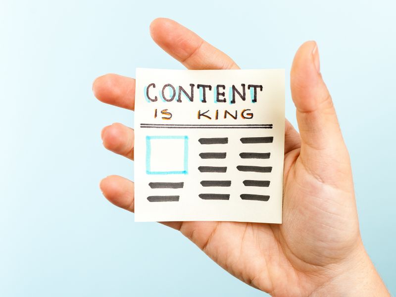 Aumentare i tuoi guadagni online: 7 strategie per incrementare le vendite 6 Come aumentare i tuoi guadagni online: usa il content marketing per posizionare il tuo sito su Google