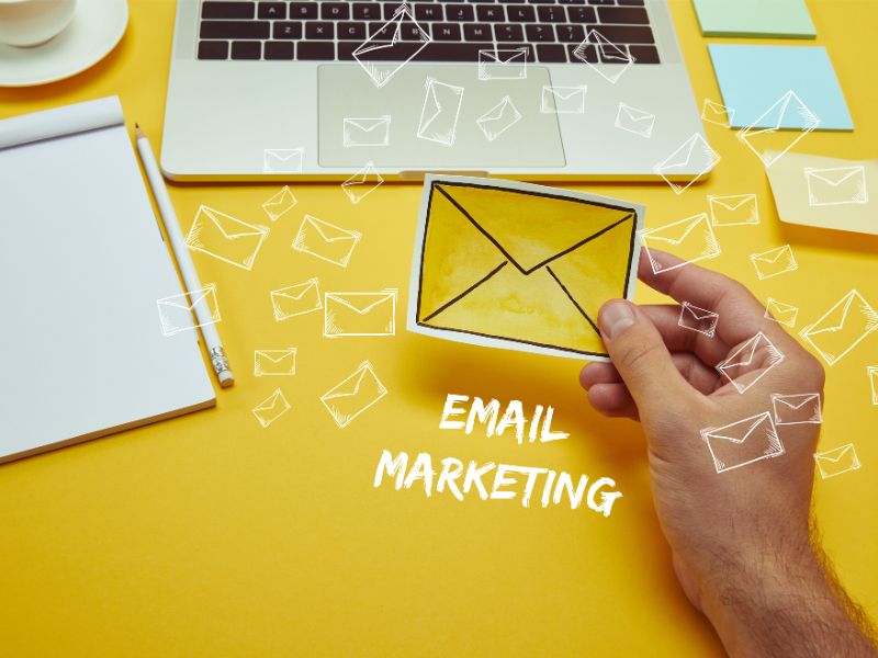 Aumentare i tuoi guadagni online: 7 strategie per incrementare le vendite 7 Come aumentare i tuoi guadagni online: usa l'email marketing